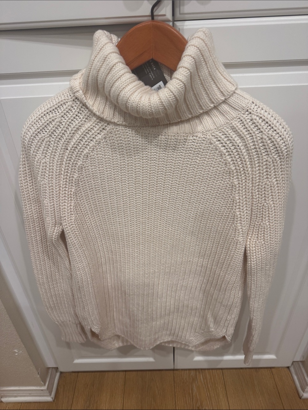Alp N Rock Cream Cable-Knit Turtleneck Sweater